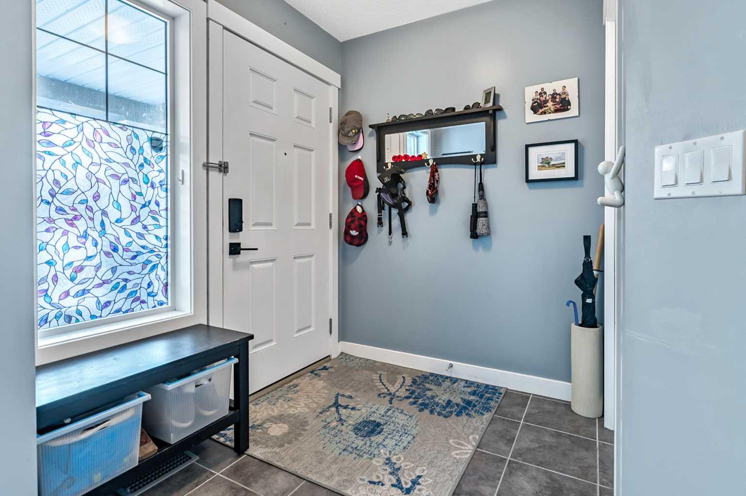 61 Drake Landing Loop