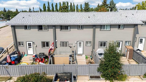 Photo of 10046 79 Avenue, Grande Prairie, AB T8V 4E8 (MLS # A2341367)