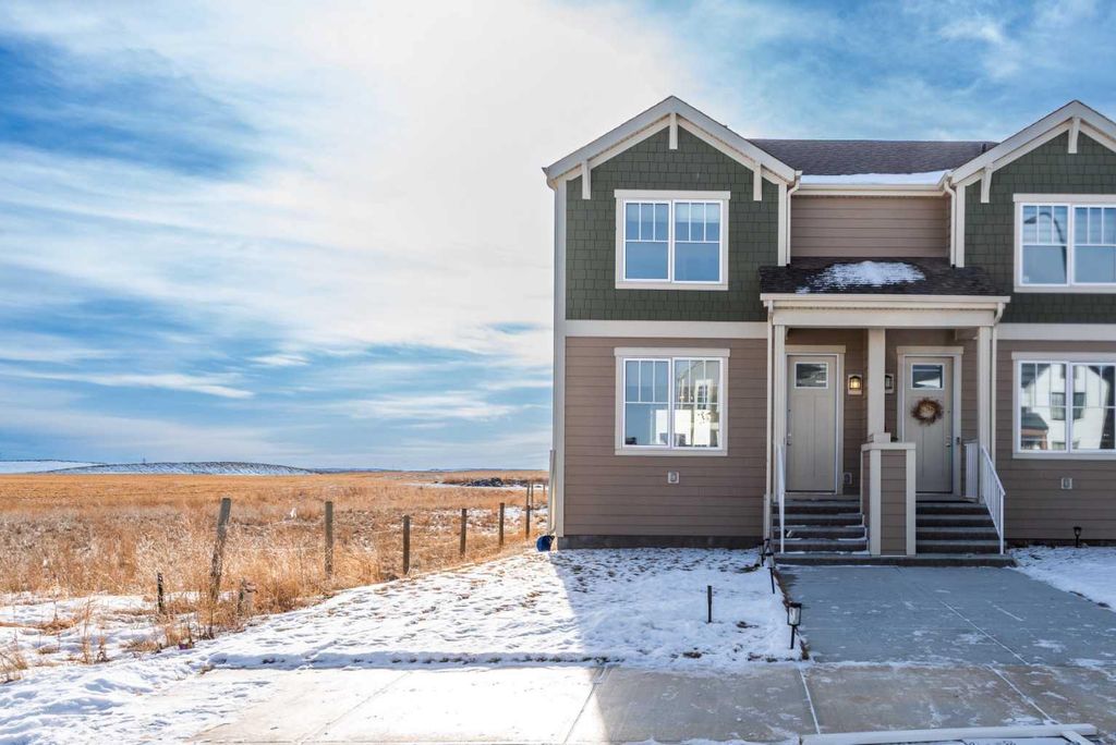 Photo of 1969 Rangeview Drive SE, Calgary, AB T3M 2B6 (MLS # A2280447)