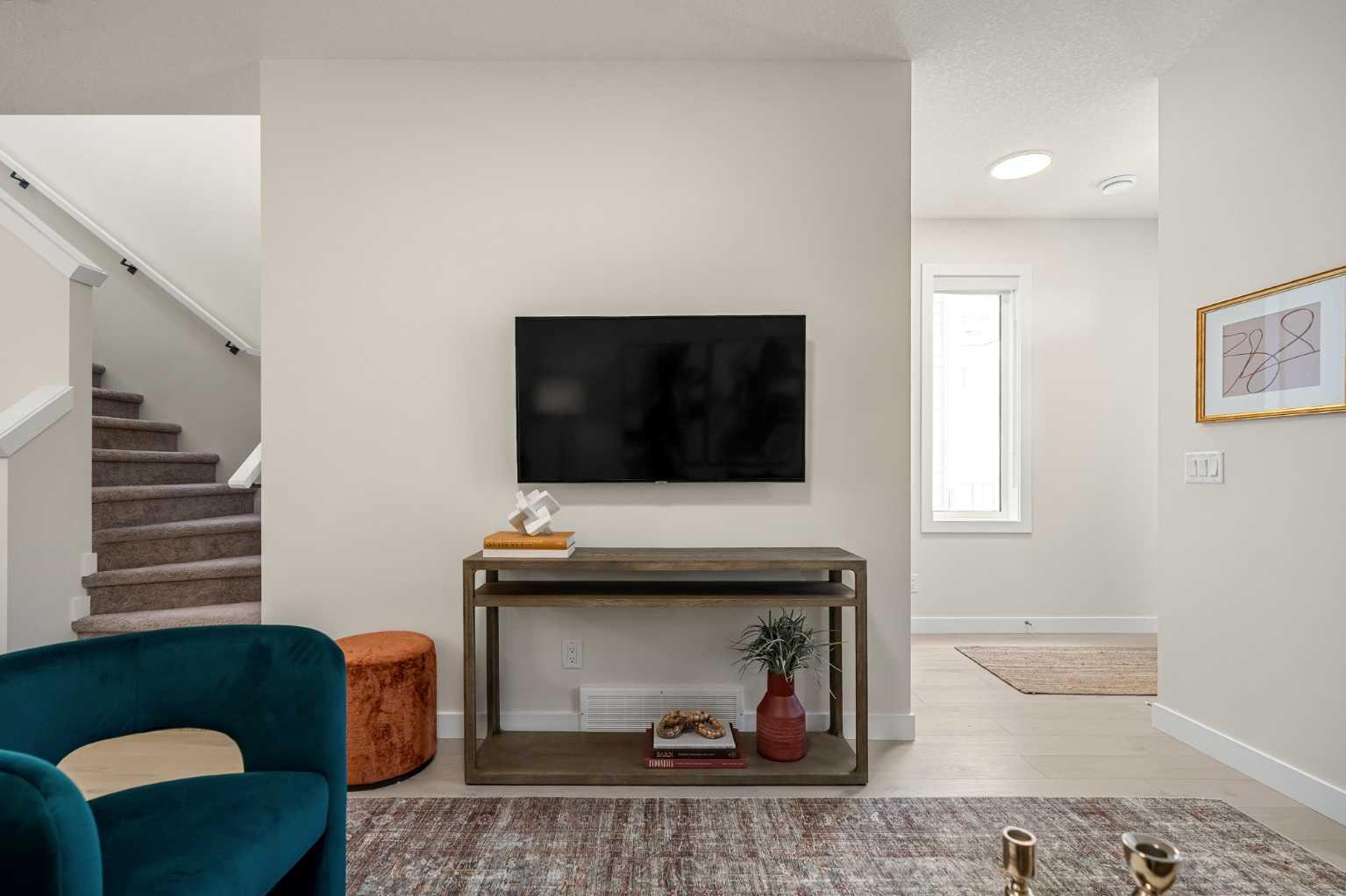 215 Keystone Creek Drive NE