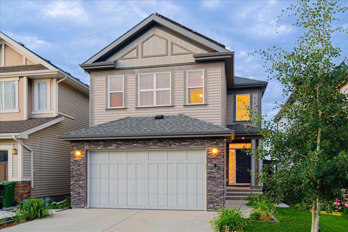 138 Copperpond Street SE