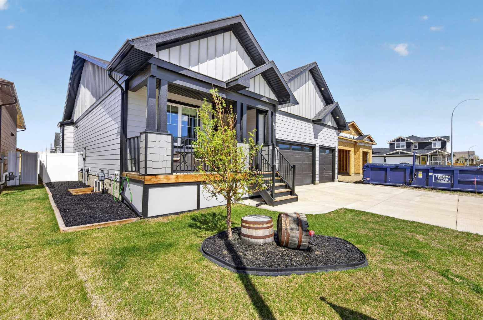 40 Viceroy Crescent