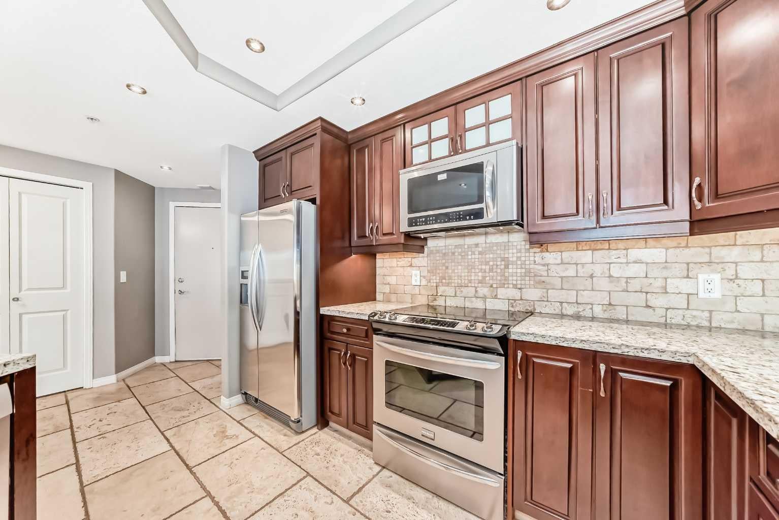 683 10 Street SW 1901