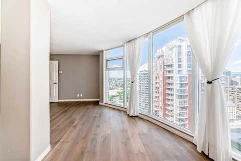 Tiny photo for 683 10 Street SW #1901, Calgary, AB T2P 5G3 (MLS # A2316997)