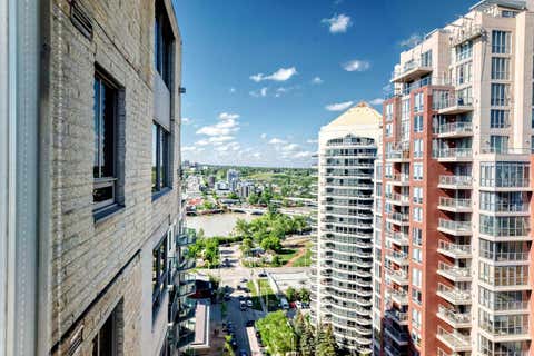 Tiny photo for 683 10 Street SW #1901, Calgary, AB T2P 5G3 (MLS # A2316997)