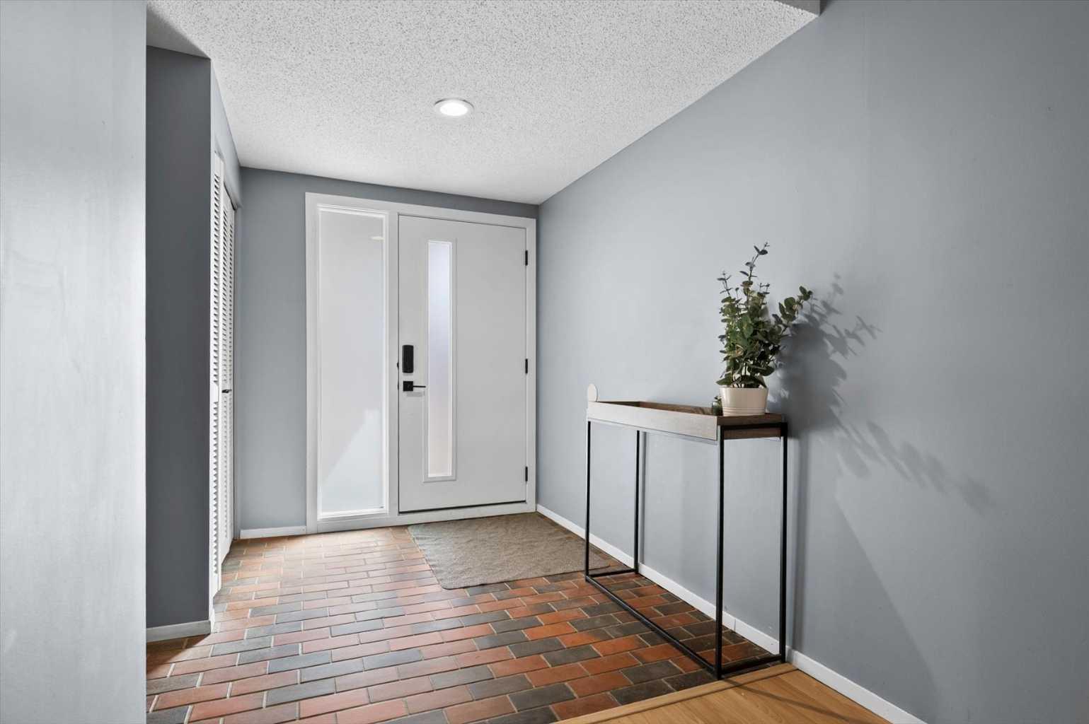 2225 Oakmoor Drive SW 31
