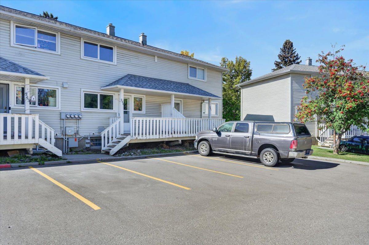 262 Killarney Glen Court SW