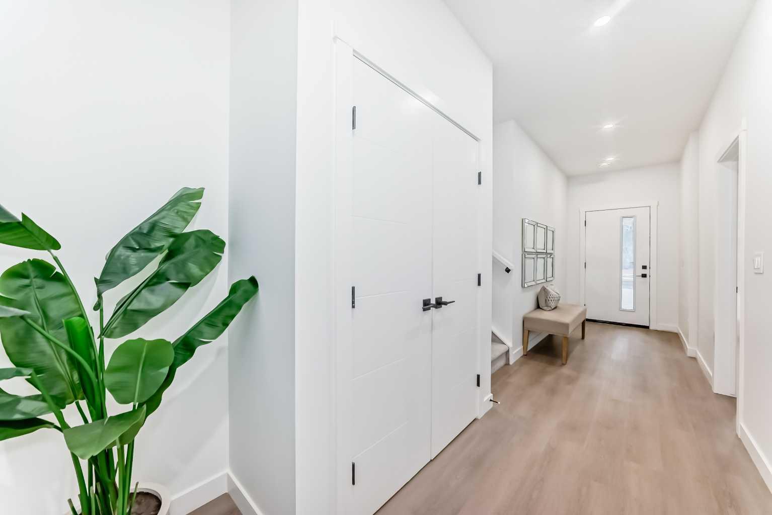 8530 Bowness Road NW