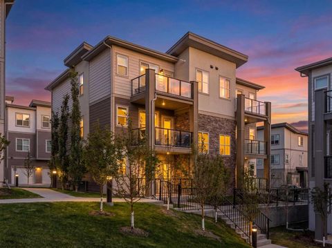 Photo of 2117 81 Street SW #41, Calgary, AB T3H 6H5 (MLS # A2310596)