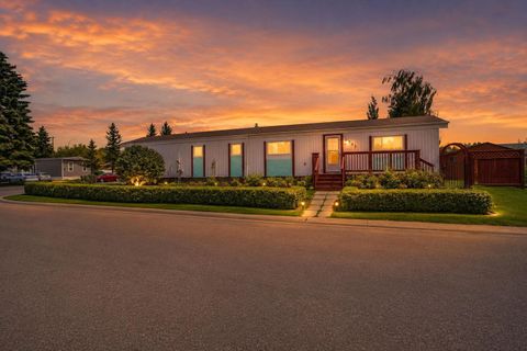 Photo of 903 Briar Crescent, Strathmore, AB T1P 1B2 (MLS # A2330480)