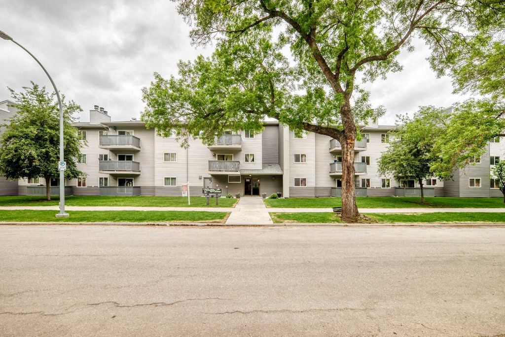 Photo of 10838 108 Street NW #305, Edmonton, AB T5H 3A6 (MLS # A2318648)