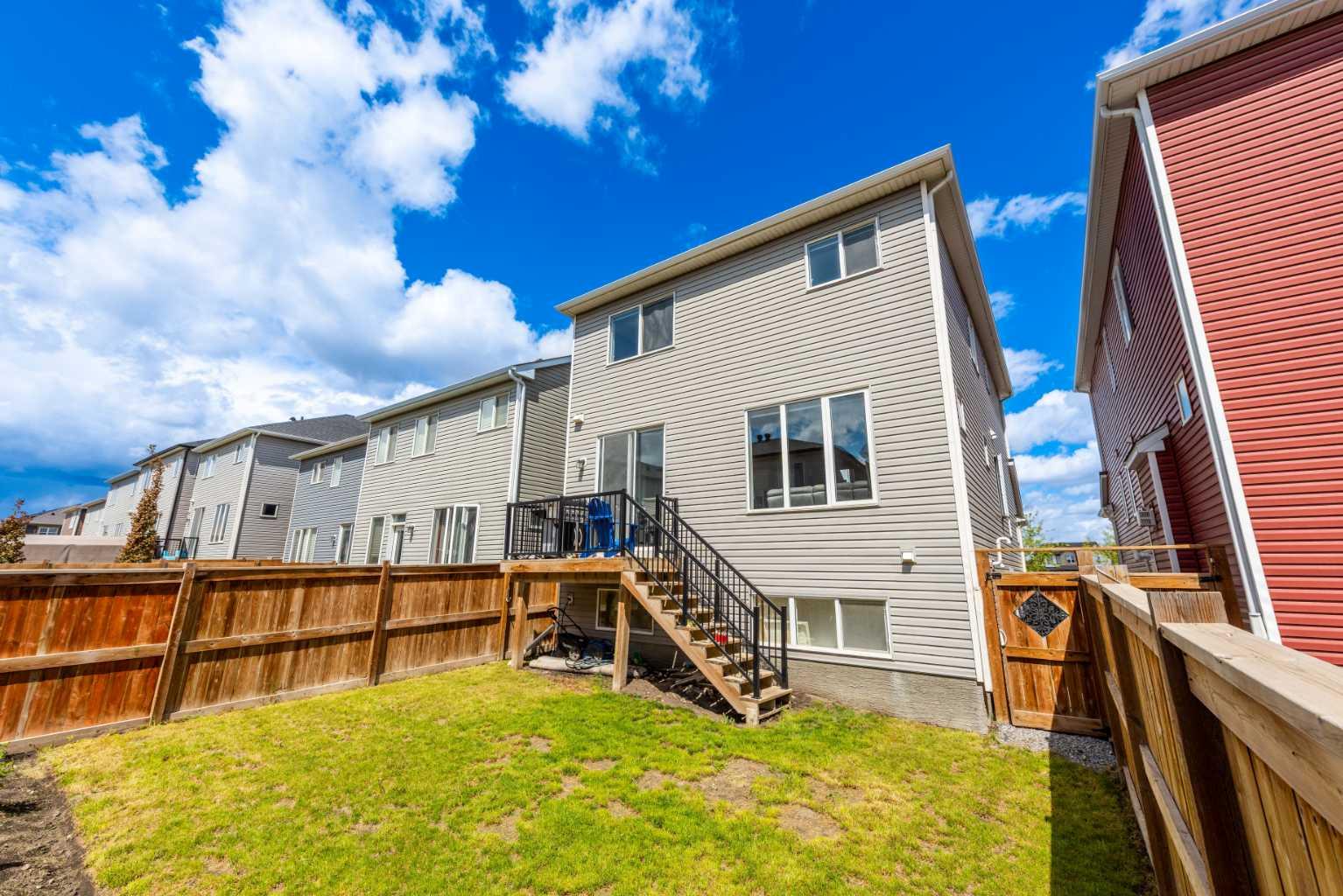 98 Osborne Common SW
