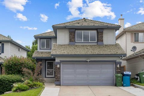 168 Spring Crescent SW Calgary AB T3H 3V3
