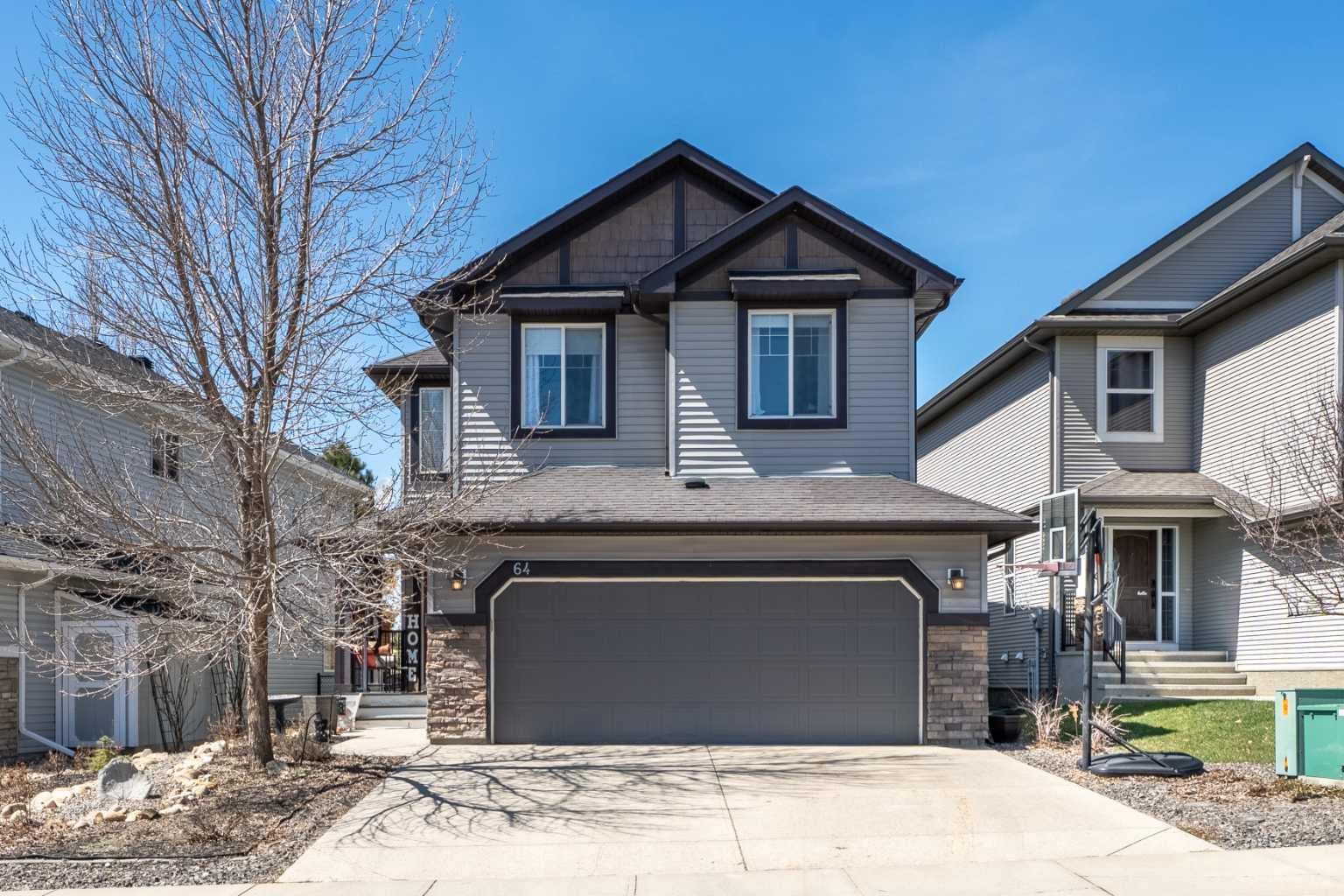 64 Drake Landing Crescent