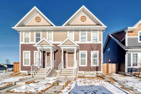 366 Auburn Bay Avenue SE Calgary AB T3M 2C8