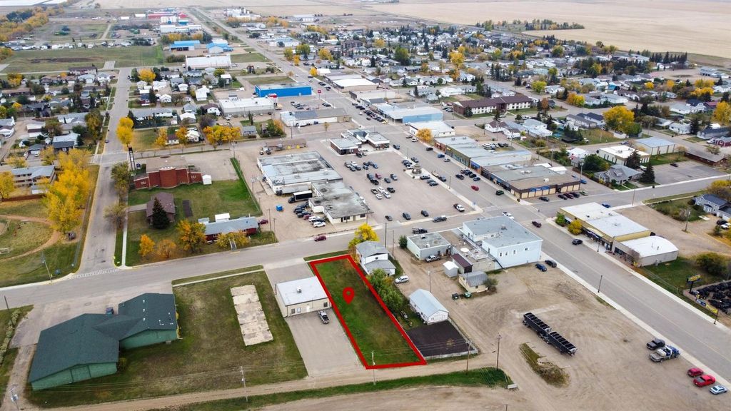 Photo of 4 Central Avenue NE, Falher, AB T0H 1M0 (MLS # A2004134)
