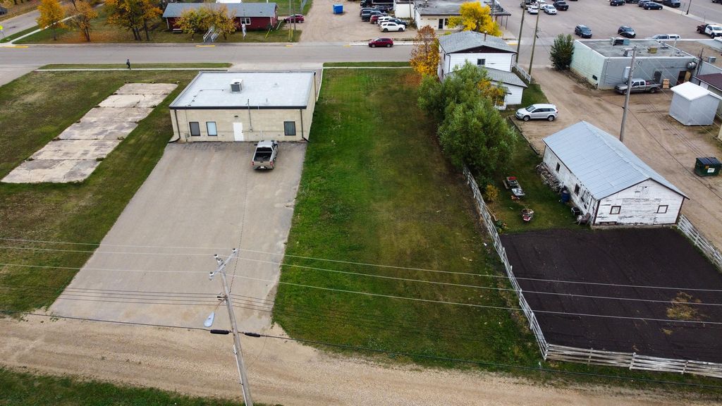 Photo of 4 Central Avenue NE, Falher, AB T0H 1M0 (MLS # A2004134)