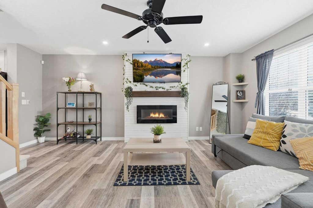Photo of 213 Silverado Drive SW, Calgary, AB T2X 0C7 (MLS # A2310211)