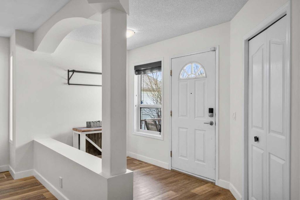 Photo of 176 Douglas Ridge Green SE, Calgary, AB T2Z 2T4 (MLS # A2305521)