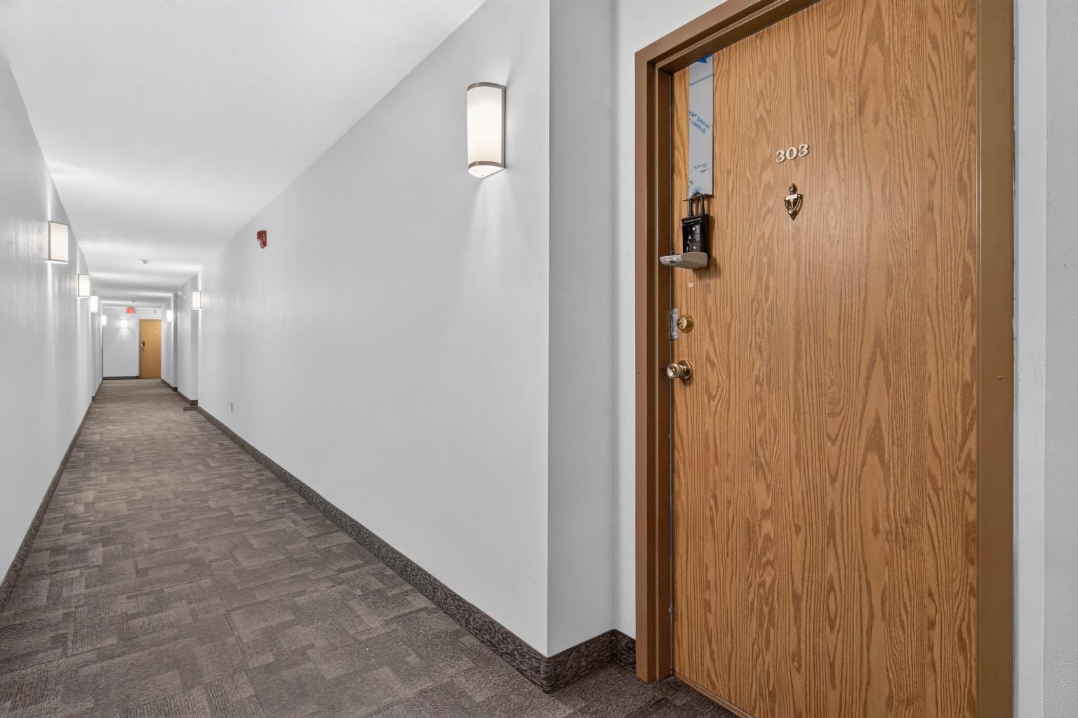 333 Garry Crescent NE 303