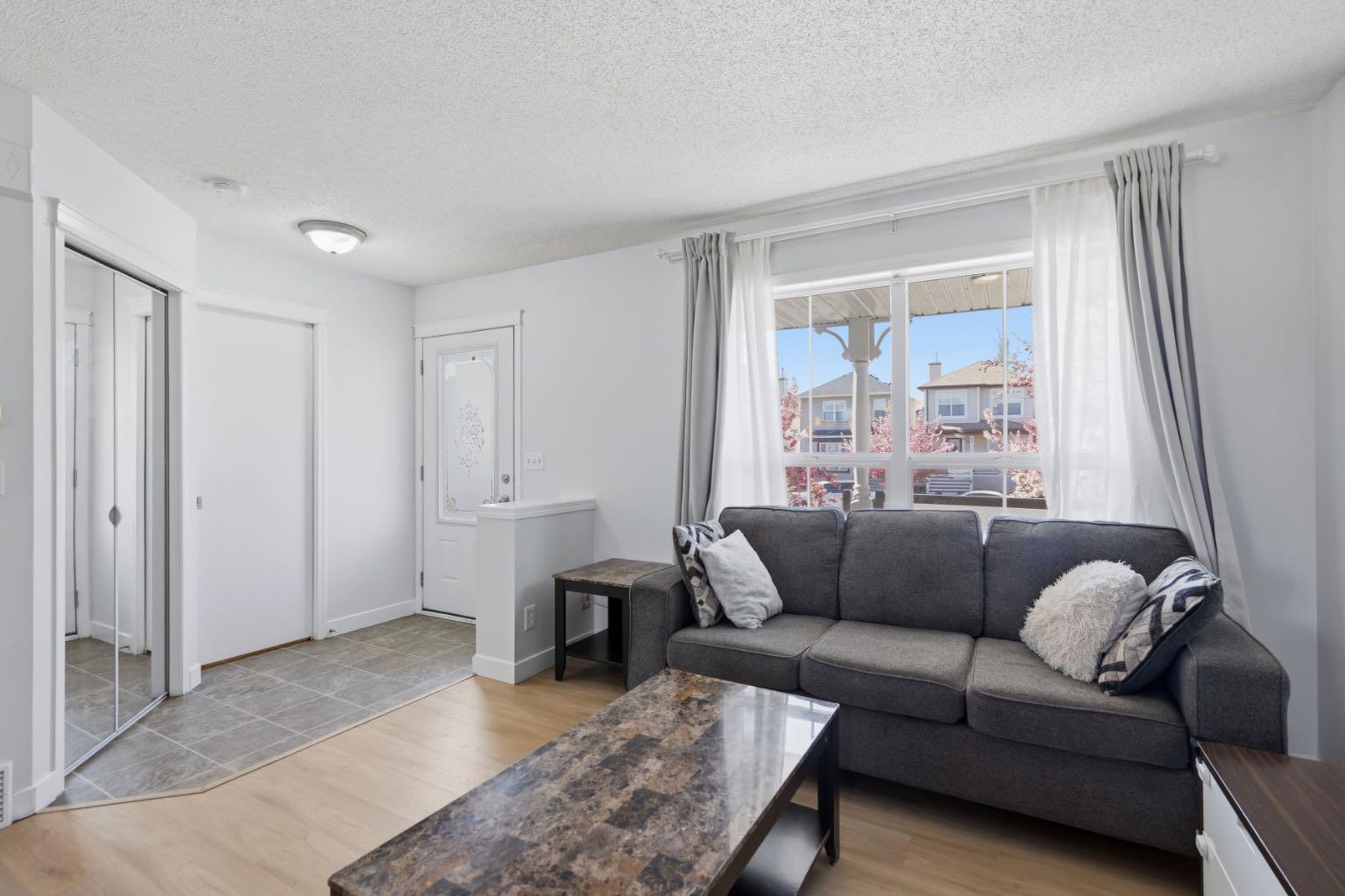 80 Prestwick Bay SE