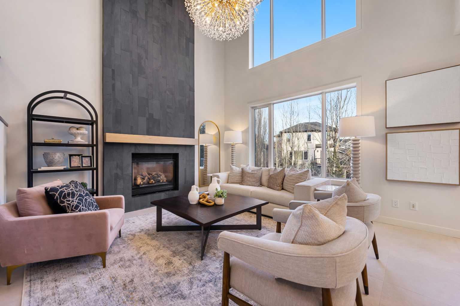 125 Discovery Place SW