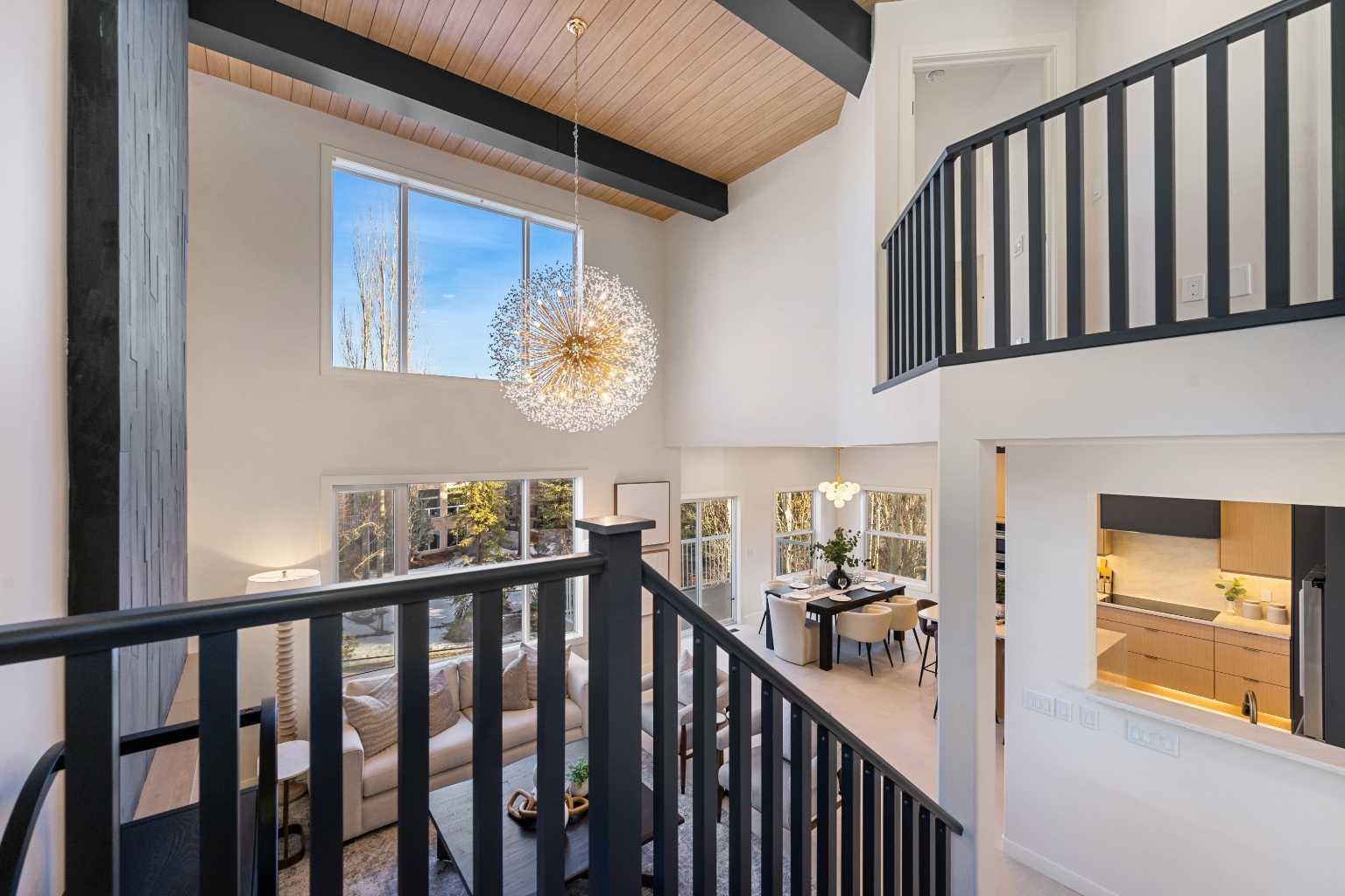 125 Discovery Place SW