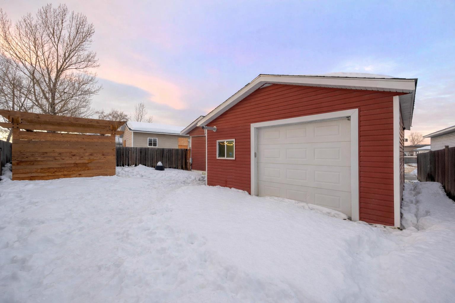 129 Grenfell Crescent