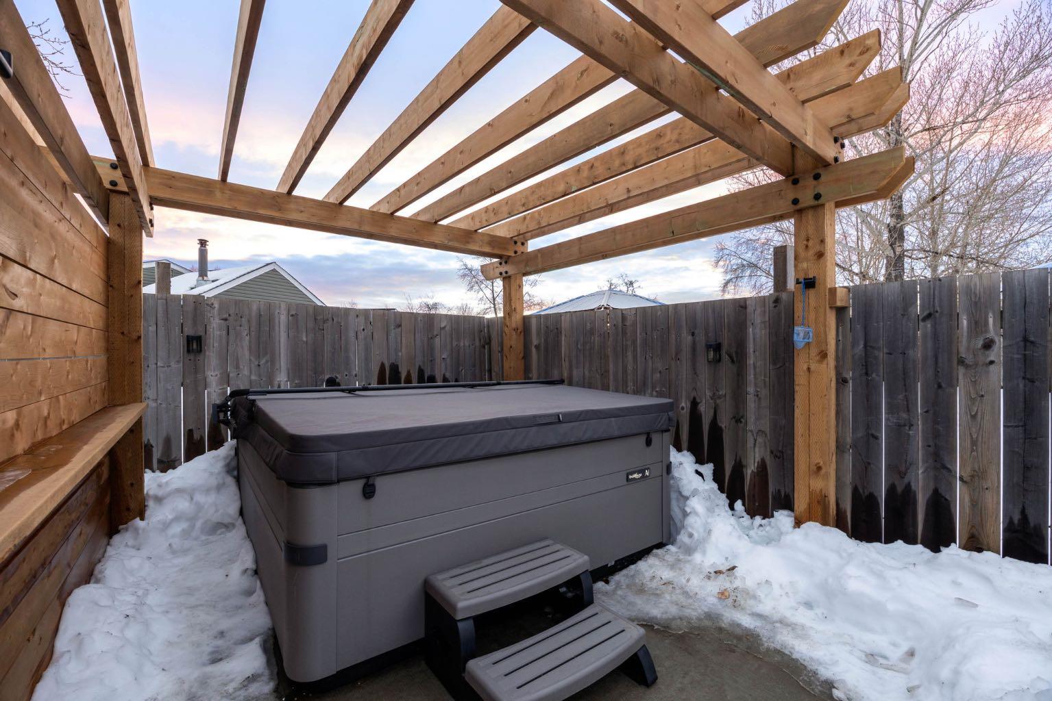 129 Grenfell Crescent