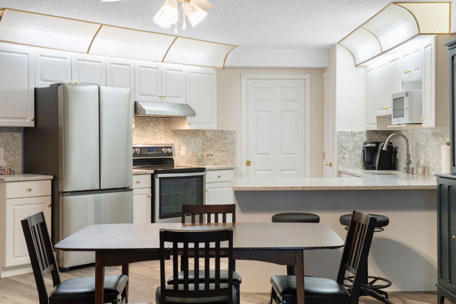 8535 Bonaventure Drive SE 112