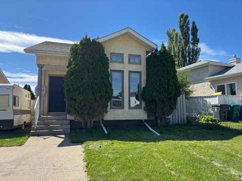 Photo of 506 columbia Boulevard W, Lethbridge, AB T1K 6T2 (MLS # A2294818)