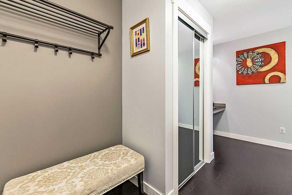 11 Mahogany Row SE 2114