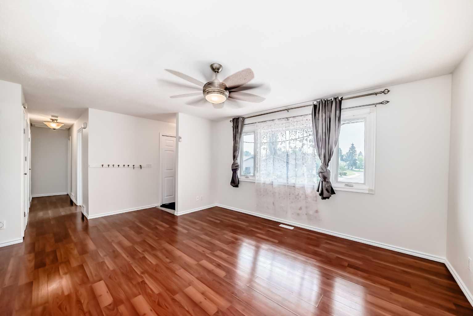 176 Pinecliff Way NE