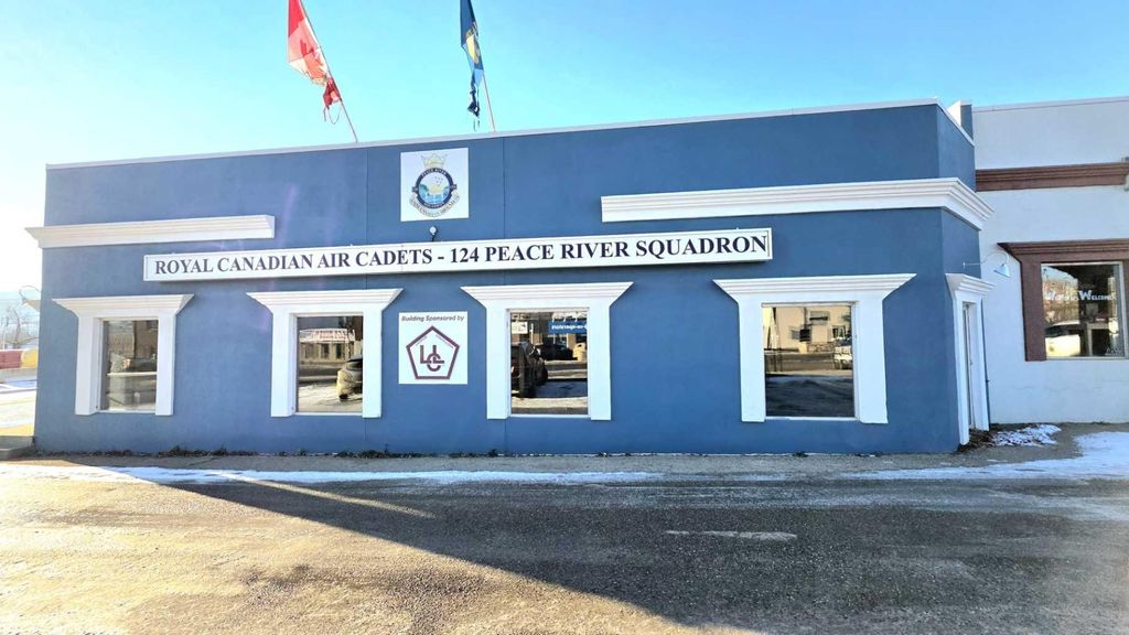Photo of 9616 100 Street, Peace River, AB T8S 1S4 (MLS # A2275163)