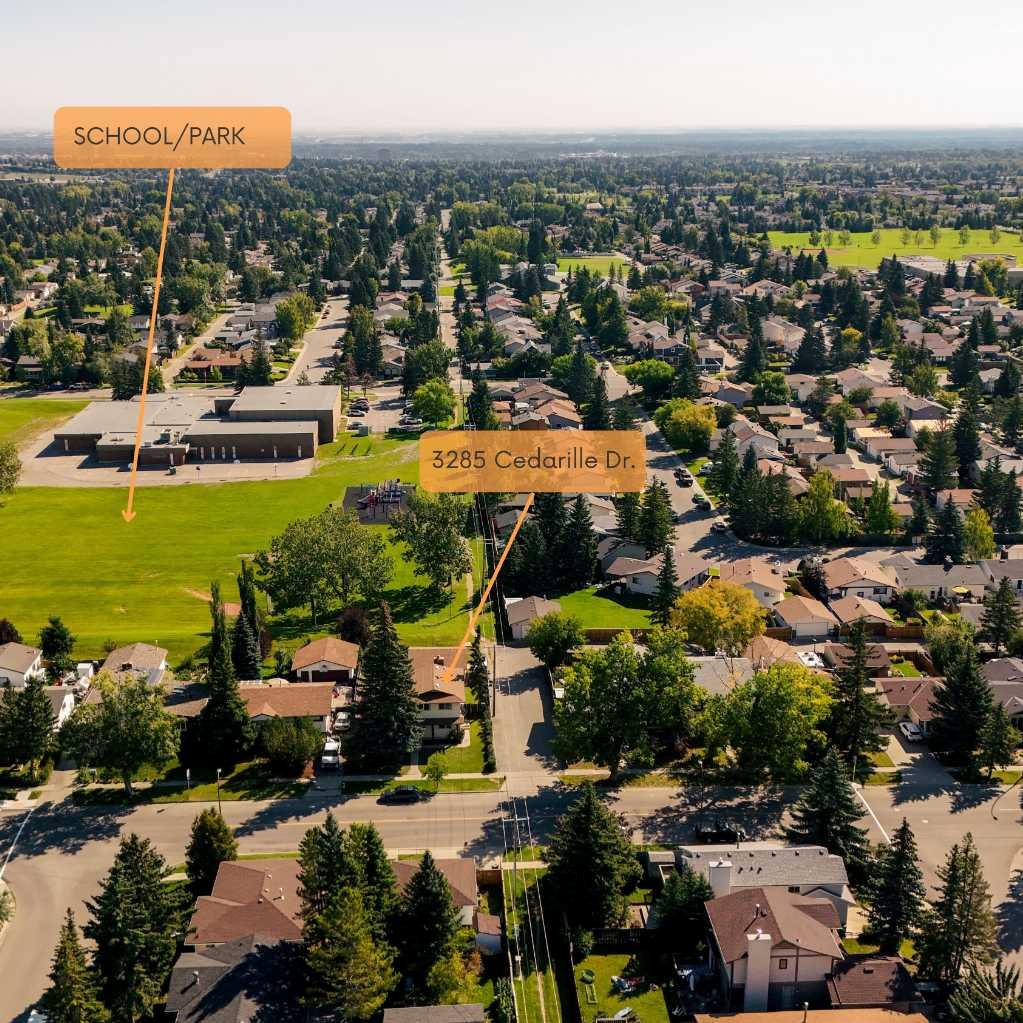 3285 Cedarille Drive SW