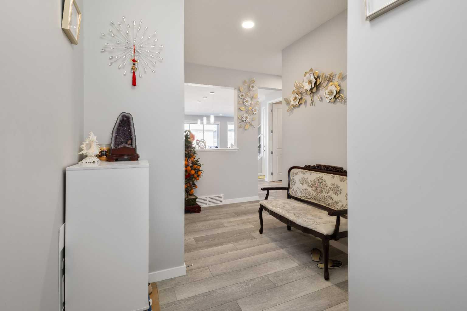 35 Lucas Passage NW