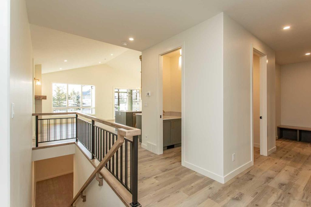 Photo of 20 Emmett Crescent, Red Deer, AB T4P 3G8 (MLS # A2297972)