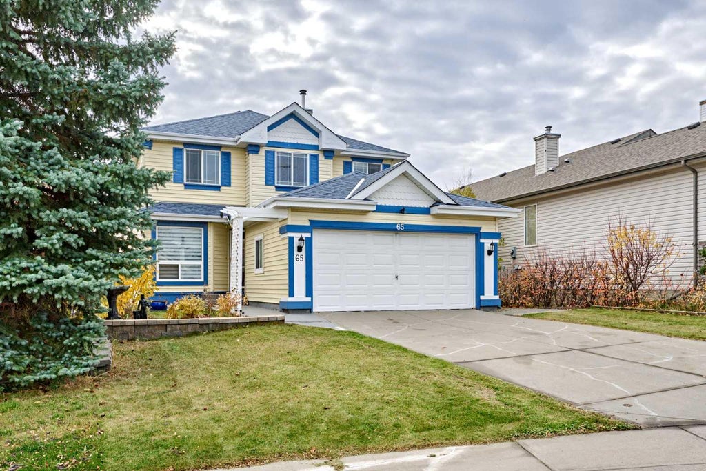Photo of 65 Somerglen Park SW, Calgary, AB T2Y 3M5 (MLS # A2354387)
