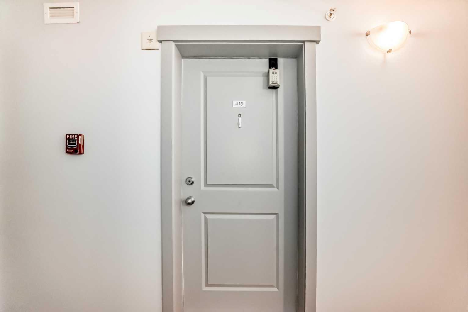 195 Kincora Glen Road NW 415