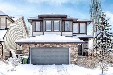5 Panatella Square NW Calgary AB T3K 0T4