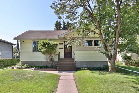 Photo of 5615 51 Avenue, Camrose, AB T4V 0W3 (MLS # A2346698)