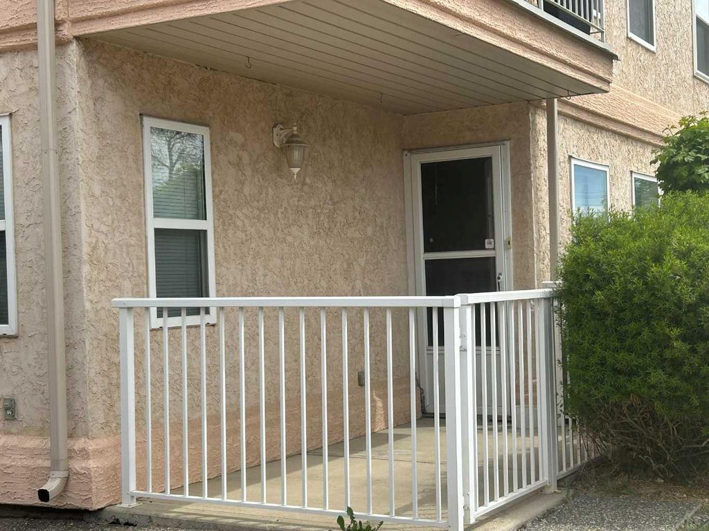 Photo of 5026 49 Street #102, Olds, AB T4H 1V7 (MLS # A2315677)