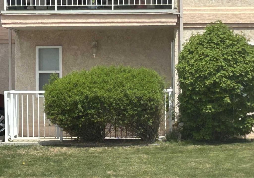 Photo of 5026 49 Street #102, Olds, AB T4H 1V7 (MLS # A2315677)