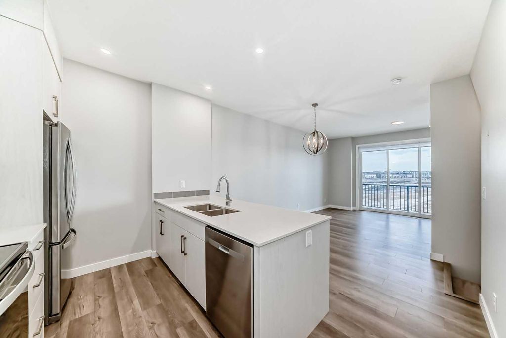 Photo of 112 Evanscrest Square NW, Calgary, AB T3P 1S2 (MLS # A2287116)