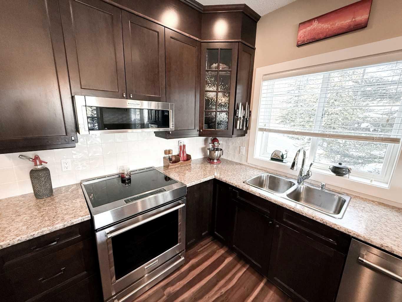 201 JAMES RIVER Ridge