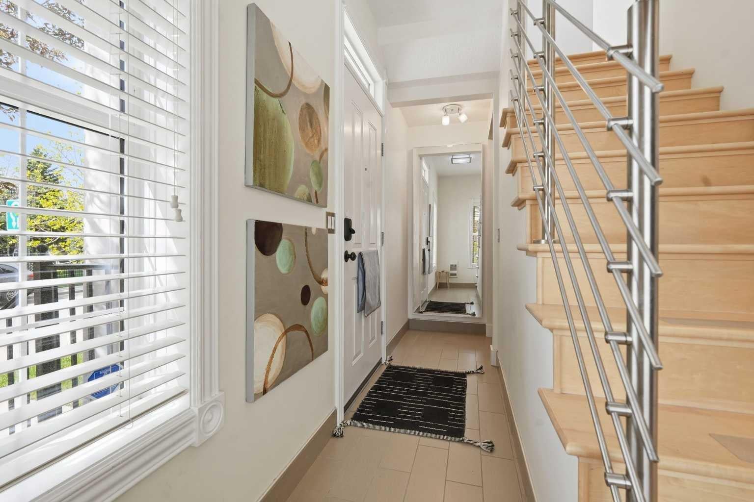 130 Garrison Square SW