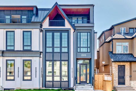 2313 23 Avenue SW Calgary AB T2T 0W3