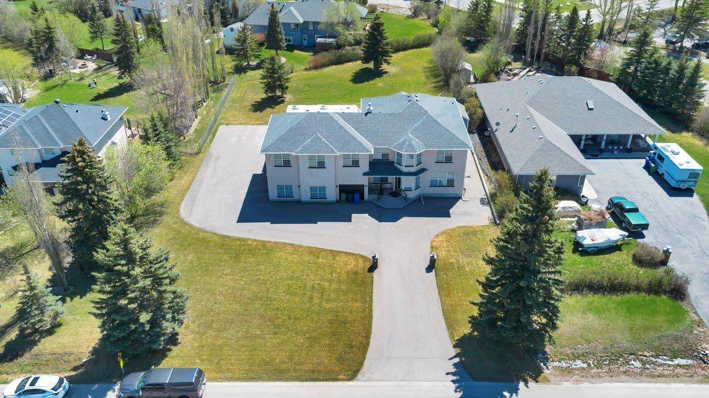 712 East Chestermere Drive