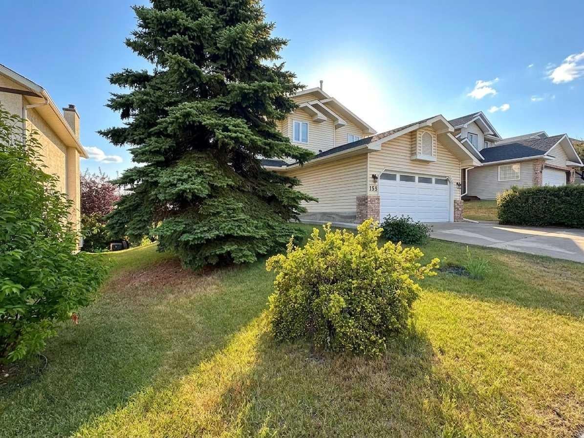 153 Hawkdale Circle NW