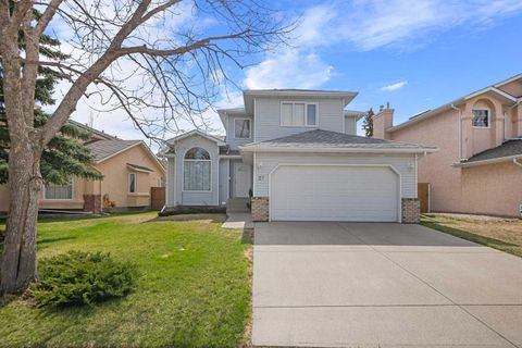 Photo of 27 Hawkstone Close NW, Calgary, AB T3G 3P1 (MLS # A2308985)